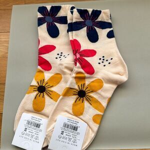 Women’s Beige Floral Socks. Trendy Floral Pattern socks.